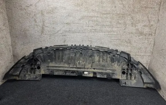 Front bumper skid plate/under tray