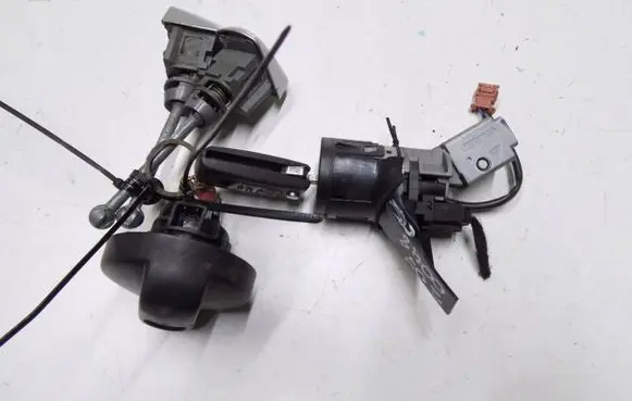 Peugeot 207 Ignition lock contact 