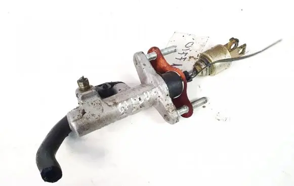 Toyota RAV 4 (XA20) Clutch master cylinder
