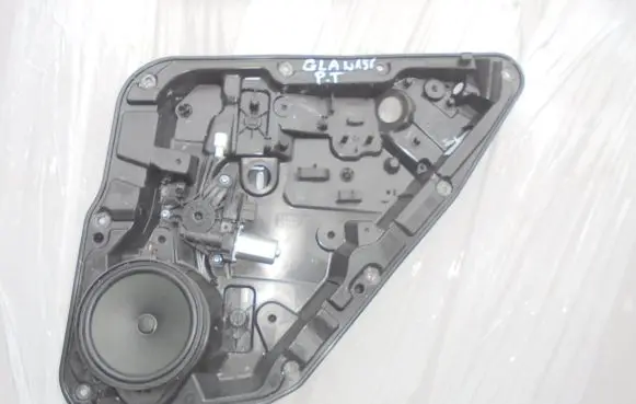 Mercedes-Benz GLA W156 Rear door window regulator with motor 678254387