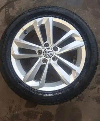 Volkswagen PASSAT B8 USA R17 alloy rim 561601025A