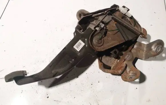 Hyundai Santa Fe Clutch pedal 