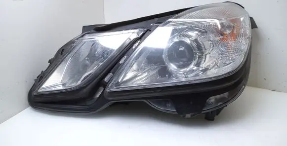 Mercedes-Benz E W212 Headlight/headlamp A2128200161