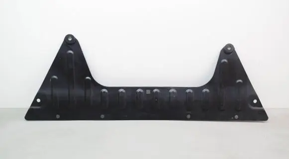 Center/middle under tray cover