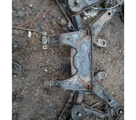 Opel Omega B1 Rear axle beam 