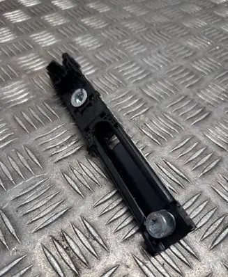 Opel Grandland X Seat belt adjustment rail 9813550780