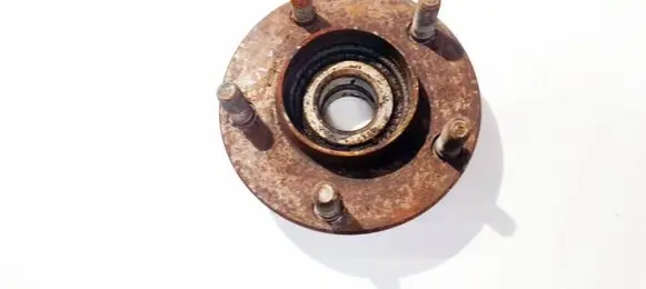 Chrysler 300M Rear wheel hub
