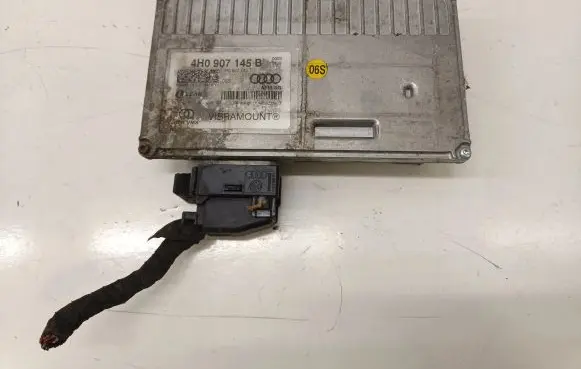 Audi A8 S8 D4 4H Suspension control unit/module 4H0907145B