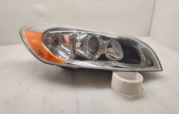 Volvo C70 Headlight/headlamp 31299759