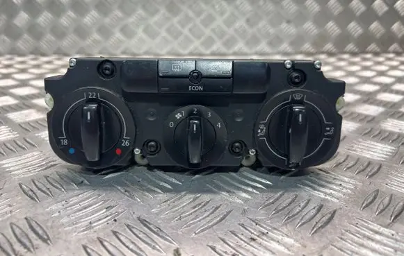 Volkswagen Golf V Climate control unit