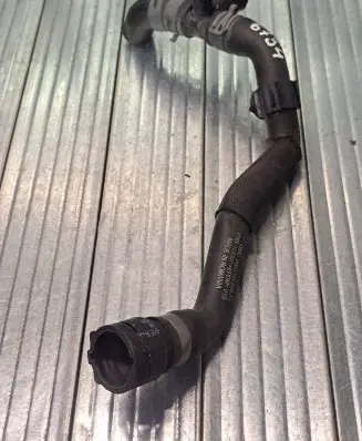 Audi A4 S4 B9 Engine coolant pipe/hose 8W0145050A 153367