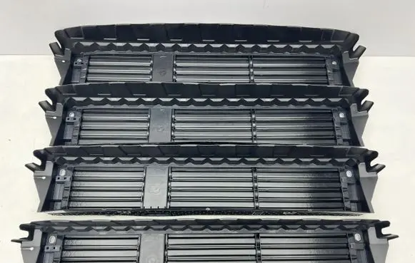 Nissan Qashqai J12 Radiator trim 214216UA1A