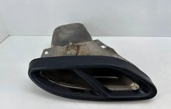 Mercedes-Benz CLS C257 Muffler trim A2134903401