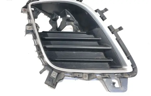 Mazda CX-7 Front bumper lower grill