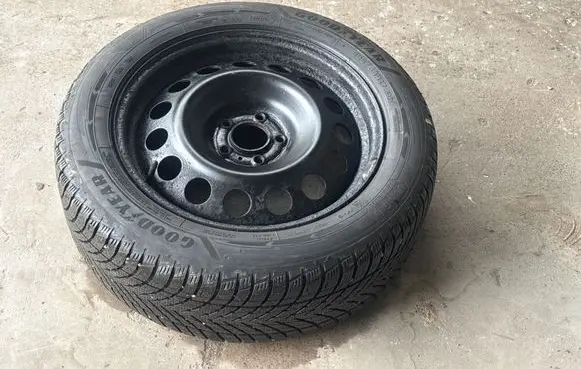 Toyota Proace R17 spare wheel
