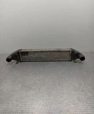 Mercedes-Benz E W212 Intercooler radiator A2045000100 3138476