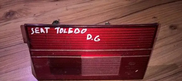 Seat Toledo I (1L) Rear/tail lights 1l0945094g 1l0945.094g