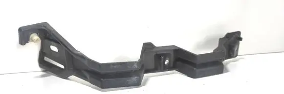 Land Rover Discovery 3 - LR3 Front bumper mounting bracket