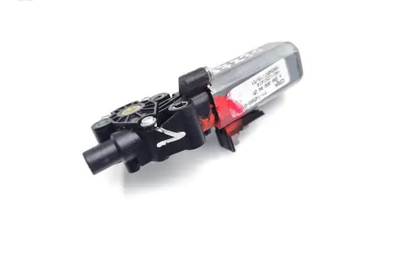 Mercedes-Benz E AMG W213 Steering column adjust motor A2044600425 P1145890103