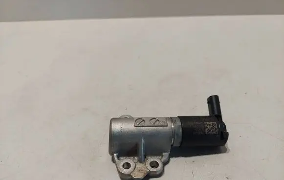 Volvo XC90 Camshaft vanos timing valve 31480440 21150687 094F1817
