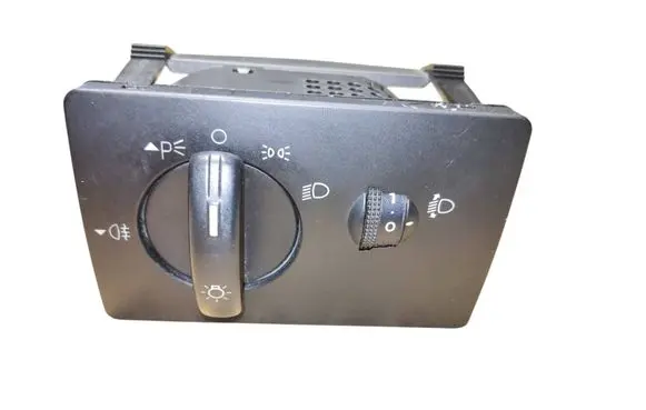 Ford Focus Light switch 4M5T13A024EA
