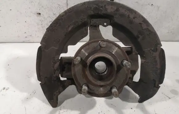 Volvo V50 Front wheel hub