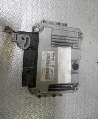 Renault Scenic II - Grand scenic II Engine control unit/module 0281012769 8200391966