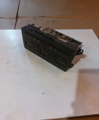 Audi A8 S8 D2 4D Climate control unit 4D0820043M 5HB00807100 0120002