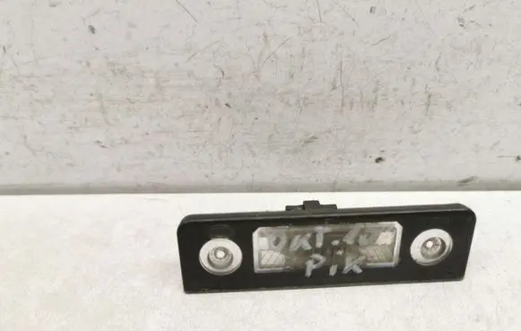 Skoda Octavia Mk2 (1Z) Number plate light 1Z0943021B