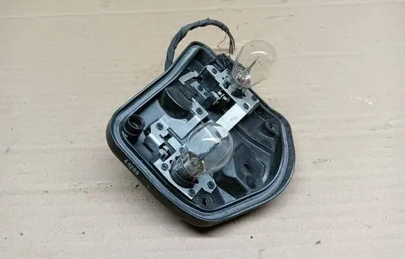 Audi A4 S4 B8 8K Tail light bulb cover holder 166964