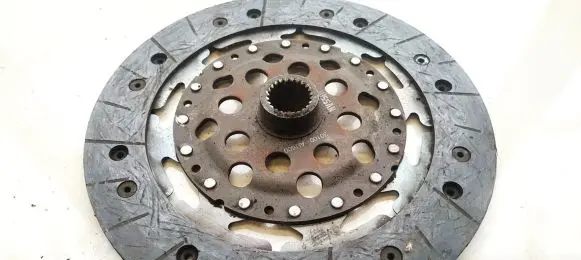 Nissan Almera Tino Clutch pressure plate 30100au
