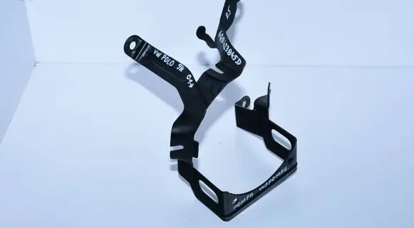 Volkswagen Polo Power steering pump mounting bracket 6Q0423845D