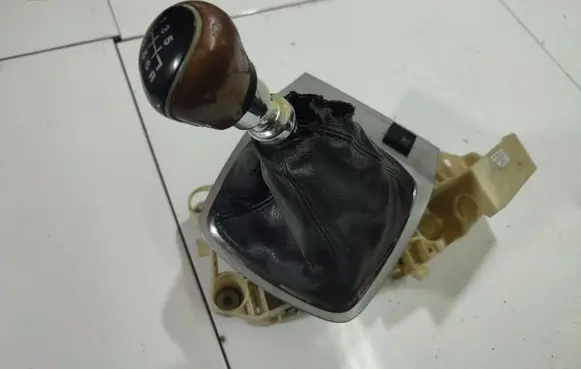 Ford Mondeo MK IV Gear shifter/selector 7G9R7C453DKF