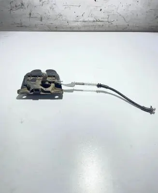 Audi A4 S4 B6 8E 8H Tailgate/trunk/boot lock/catch/latch 8e9827520