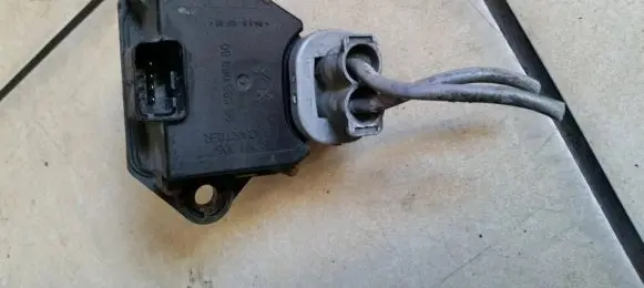 Peugeot 307 Coolant fan relay 9658508980