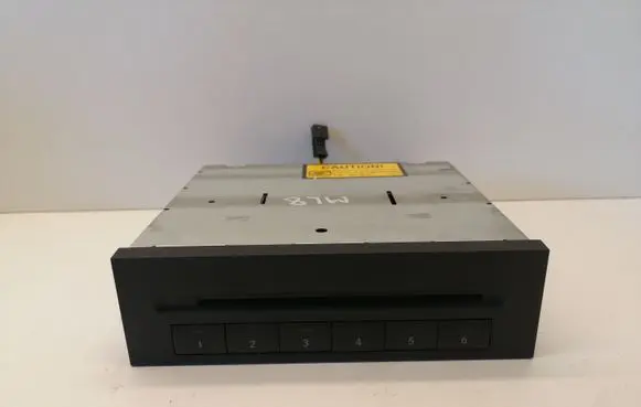Mercedes-Benz ML W164 CD/DVD changer A2118703889