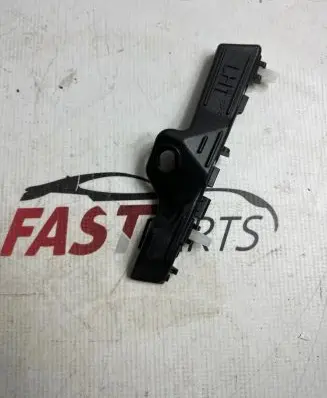 KIA Sorento Front bumper mounting bracket 865132P500