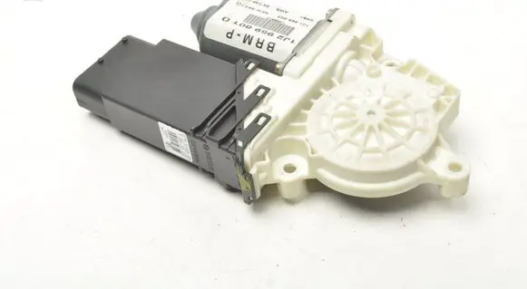 Volkswagen New Beetle Front door window regulator motor 1J2959801D