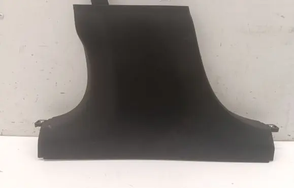 (B) pillar trim (bottom)