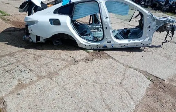 BMW 2 F44 Front quarter panel 