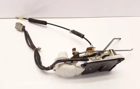 Honda Legend III KA9 Front door lock