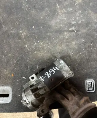 Opel Vectra C Starter motor 8972542203
