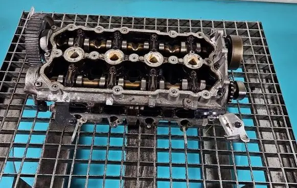 Audi A4 S4 B7 8E 8H Engine head 06F103285 IMPRK1511317