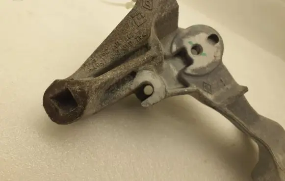 Generator/alternator bracket
