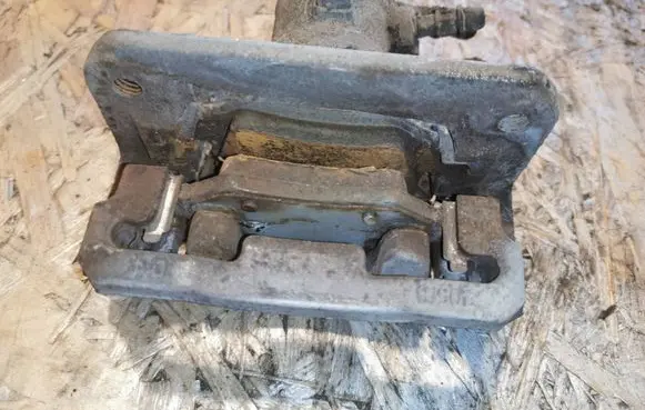 Mercedes-Benz B W245 Rear brake caliper 873/B H327