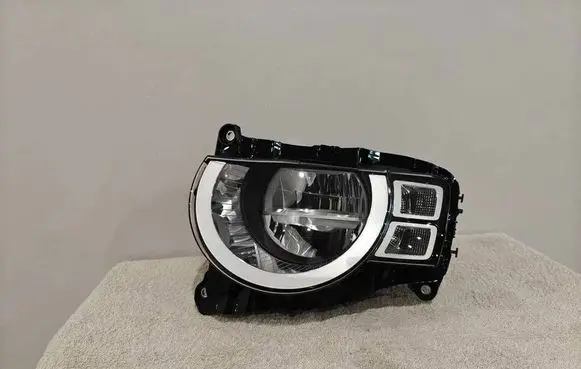 Land Rover Defender Headlight/headlamp L8B213W030FH 11846110000
