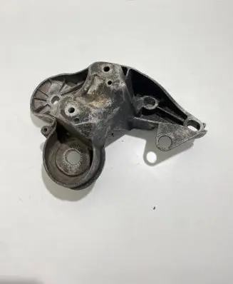 Audi A6 S6 C6 4F Engine mounting bracket 4F0199351H