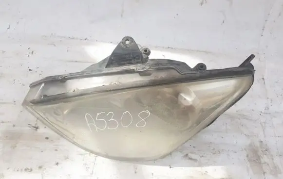 Ford Focus Headlight/headlamp 01102ad0hcrpl e410514