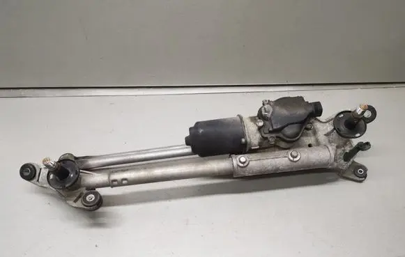 Honda FR-V Front wiper linkage and motor