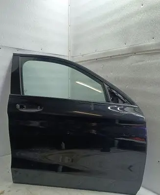 Mercedes-Benz GLC C253 Front door A2537220410 A2537200405
